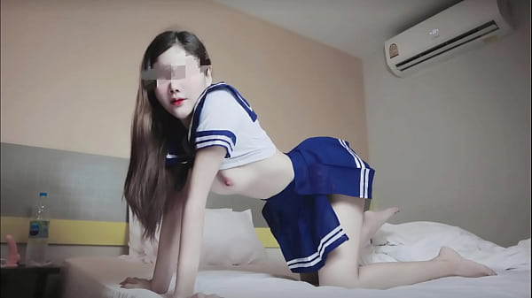 Anak SMA seragam ketat, siap digoyang pagi-pagi dari NinewThai