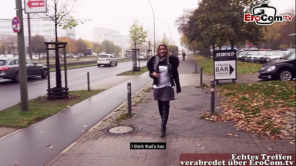 Turki Jerman remaja digiring ke pertemuan seks publik di jalanan