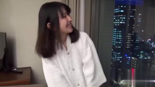 Memek basah cewek Asia 45 tahun yang haus kontol