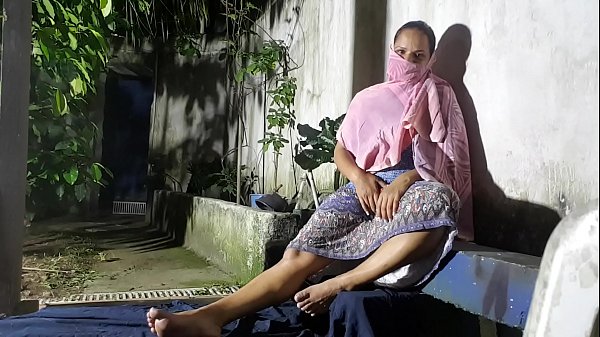 Gairah Tersembunyi Wanita Desi