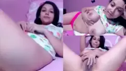 Abg cantik montok remes toge sampe basah sange berat
