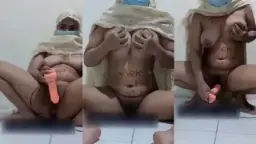 Jameela pake mukena doyan digoyang omek.