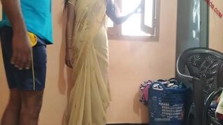 Wanita Kerala main di belakang suami demi kontol tetangganya