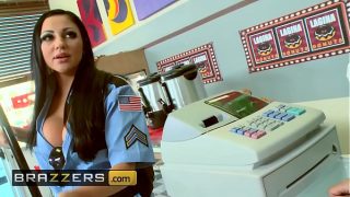 Seragam ketat, TITS gede ngajak ngewe – (Audrey Bitoni, Honey White, Johnny Sins) – Boston Cream – Brazzers