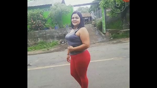 Nggak kuat, dia makin panas di depan kamera