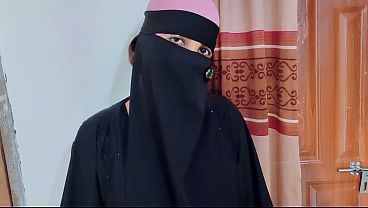 Jasmine si Hijabi jalang digebukin kontol orang asing sampe mampus