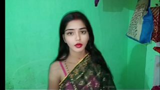 Pertama kali bhabhi tetangga India nungguin gue semaleman di balkon, video sex panas