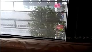 中国人浩哥，干闺蜜饭局上直接开搞，桌下腿都软了。