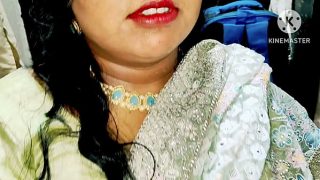 Bhabhi desi shadi mein ja rahi hai, chudai ka maza le rahi hai