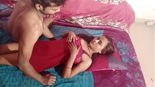 Ibu rumah tangga India paling hot, toket gede, ngewe kotor sama suami, audio Hindi desi full nafsu.