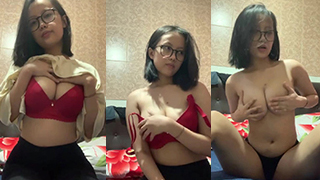 Bokep ABG Viral Cantik, Miss Yeuwuy Colmek Rambut Bondol, Bikin Muncrat Sampai Njerit