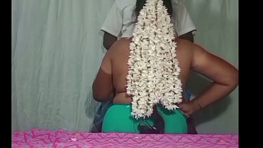 Desi istri Tamil panas ngentot di rumah