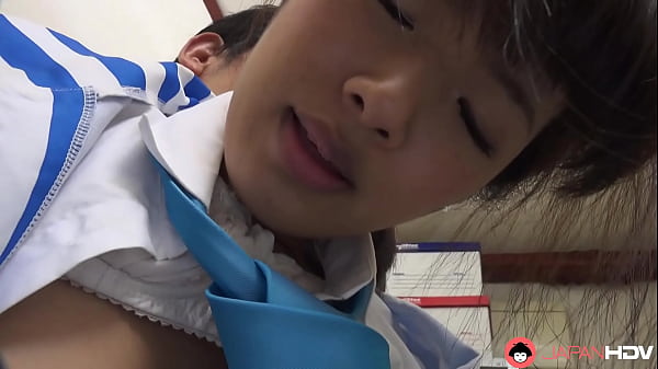Mayuka Momota di kantor ngidam kontol dan dapet tuh tanpa sensor.