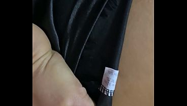 Ngentot nungging memek basah, kontol besar nusuk lubang pantat sampe muncrat.