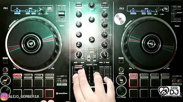 Live Set DJ Alejo Gerber, ngebut di lubang belakang
