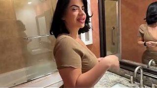 Ibu tiri gendut Latin minta ngewe ~ Lissa Aires ~ Fantasi rumah tangga ~ Scott Stark