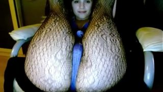Babe sexydea colmek live di webcam, bikin makin tegang!