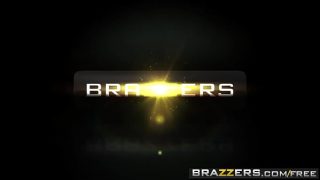 Brazzers – Pantat Gede Ngebet Digebuk – Kiki Minaj – Haus Tamparan Montok