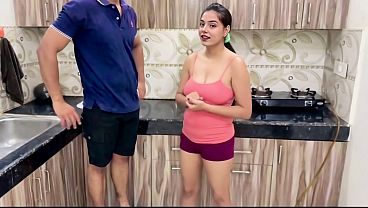 Cewek India tiri, memeknya lebih rapet dari istri sendiri