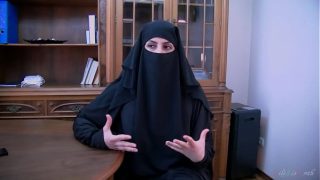 Kesepakatan Abad Ini plus ngewe dari cewek hijab Arab nakal buat penutupnya – Lilimissarab