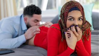 Stepbokep ngajarin stepi hijabnya soal ‘pelajaran’ sebelum nikah – Hijablust