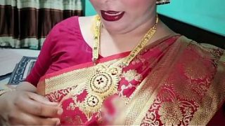 Aku puaskan hasrat membara ibu tiriku, bagian 01.