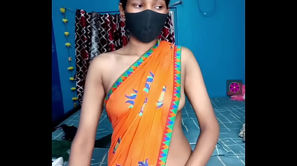 Tonton video sex langsung cewek India, bikin makin panas dan basah!