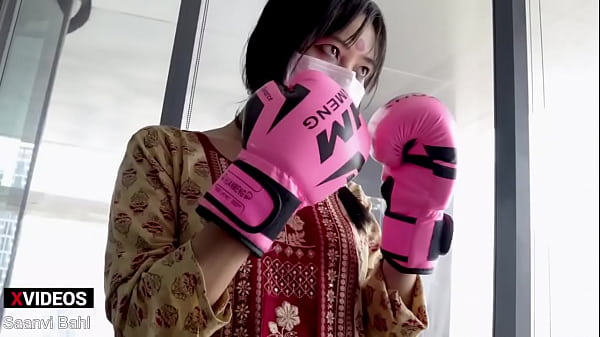Gadis Petarung UFC Desi Pukul Kayak Pro, Bikin Kamu Pengen Gigit Jari