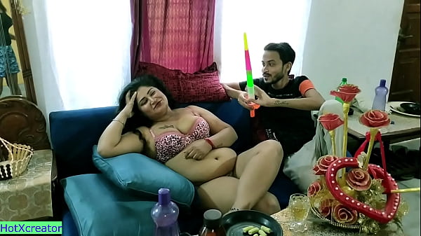 Ulang Tahun Bhabhi Hot India, Ngentot Bareng Pacar Muda!
