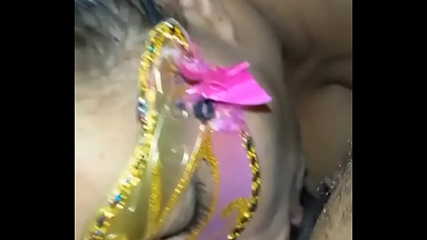 PELACURKU SEDANG NGOCEHIN SUSU