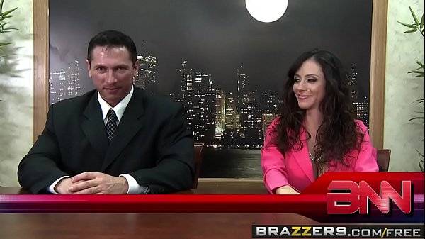 Brazzers – Tete Gede di Kantor – Adegan Ngentot Berita bareng Ariella Ferrera, Nikki Sexx sama John Str