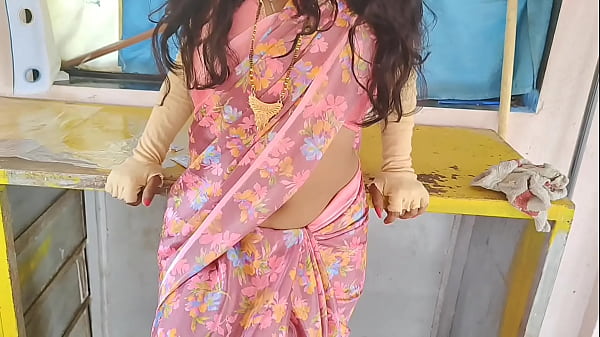 কামওয়ালী বাই ও মালিকের গরম দেশি চুদাচুদি