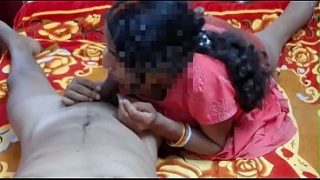 Pasangan baru India desi lagi ngewe brutal di kamar, makin liar makin basah.