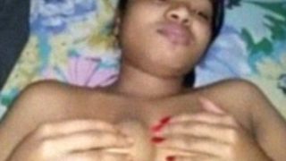 Video mesum sepasang kekasih di kampus hukum Bangalore bikin makin greget.