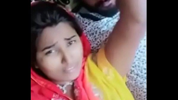 Desi cewek seksi bikin ngiler, siap bikin kamu panas.