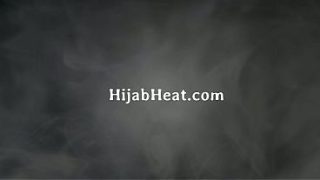 Bosok Arab Muslim ketat digebukin rame-rame di kantor.
