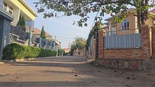 ASTAGA, MAMA ARAB NGOCEH BASAH DI LUAR RUMAH DEKET JALAN