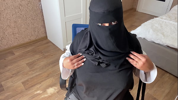 Istri arab baca cerita seks panas bikin makin bergairah