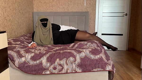 Wawancara Khalifah Turki di casting bokep, kontolnya nembak bejibun ke dalam memek
